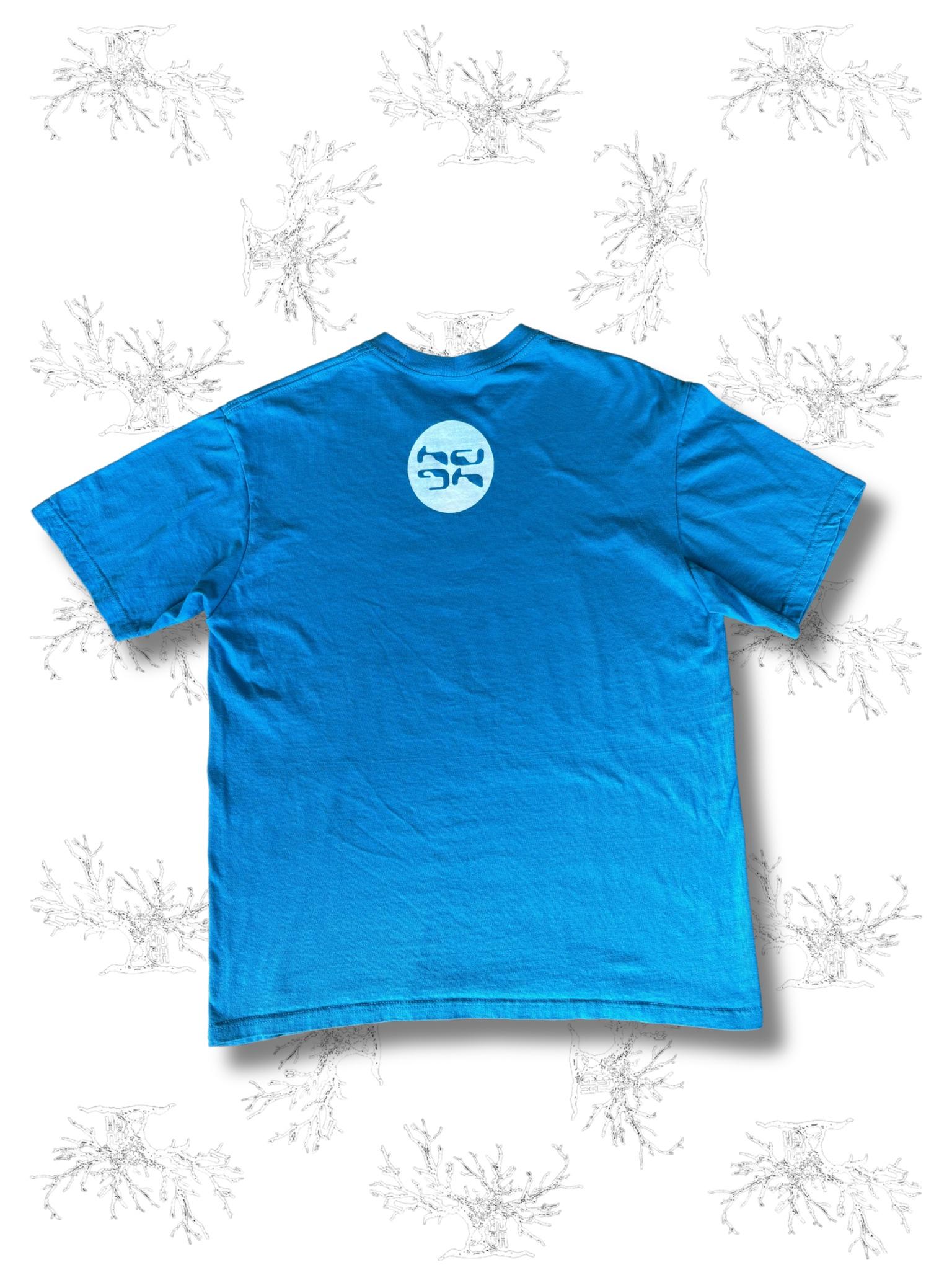 Shirt #8 — photo 3 of 4