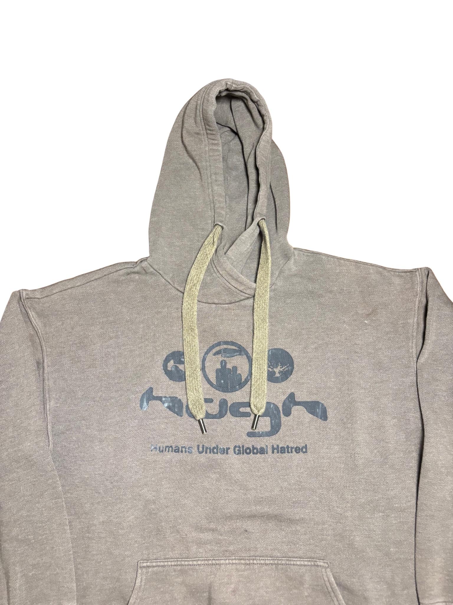 Hoodie 02 — photo 2 of 4